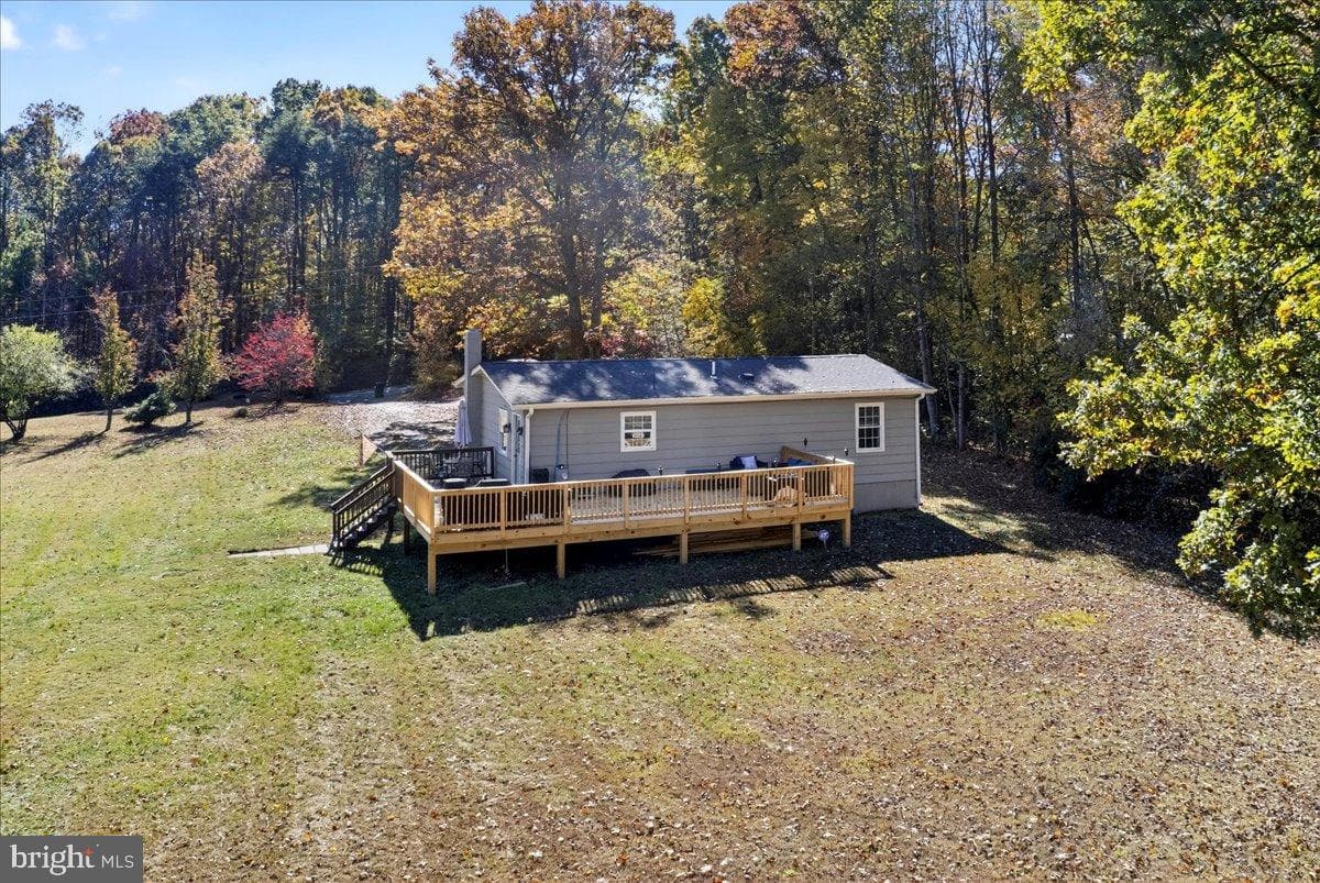 565 Venable Road photo 4