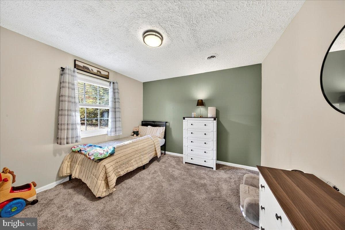 565 Venable Road photo 47