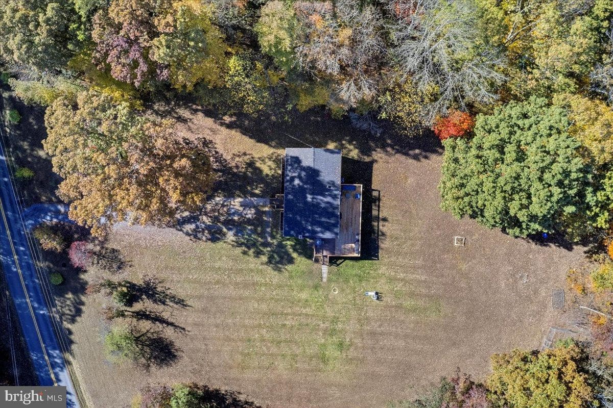 565 Venable Road photo 9