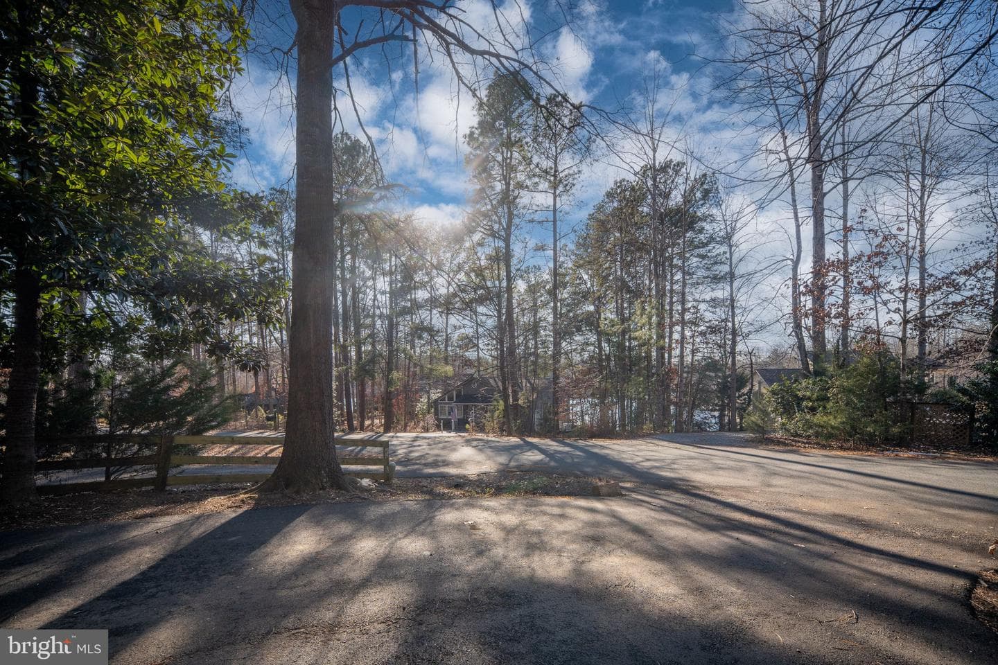 28 Tanglewood Rd photo 18