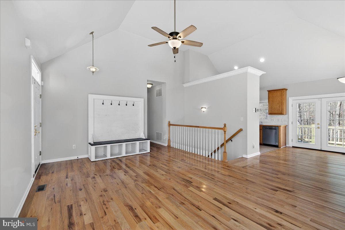 18 Chickasaw Place photo 9