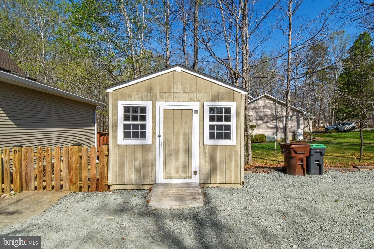 17 Bridlewood Dr photo 30