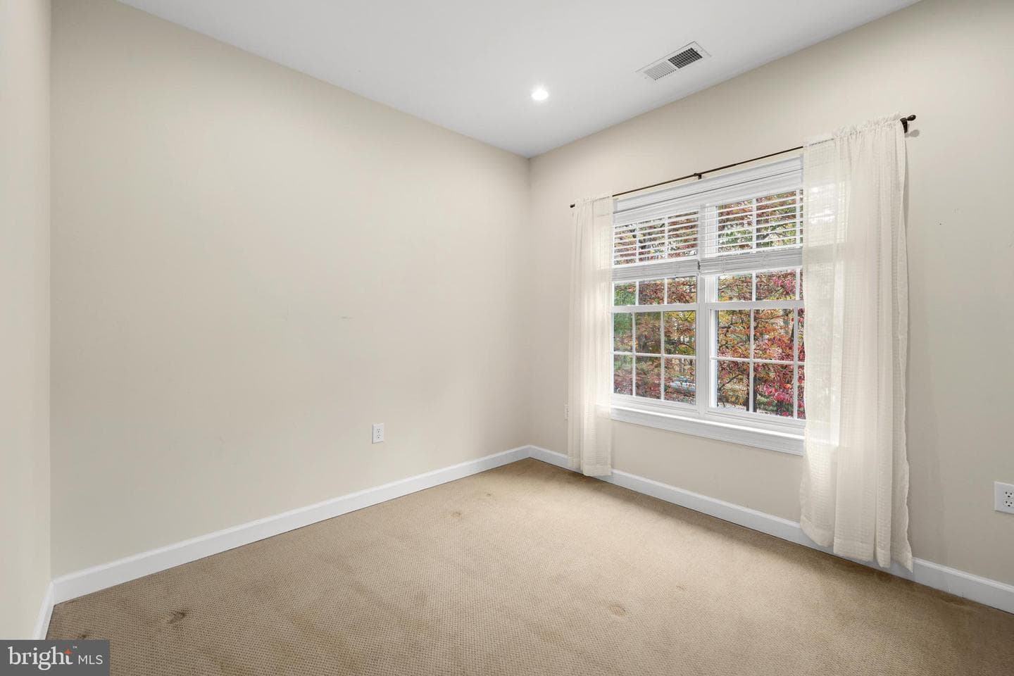 4 Highland Road photo 24