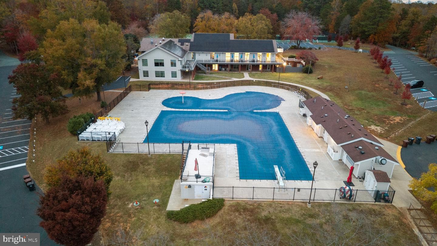 4 Highland Road photo 53