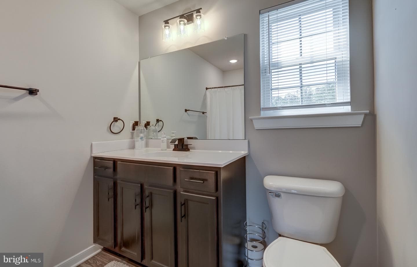 126 Riva Way photo 21