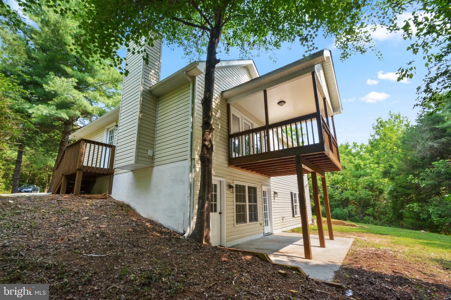 742 Albevanna Spring Road photo 5