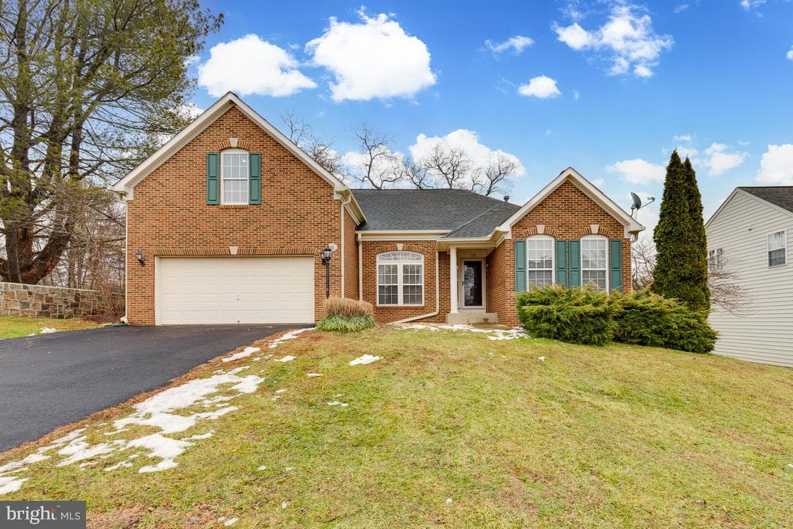 193 Pinnacle Court photo 1