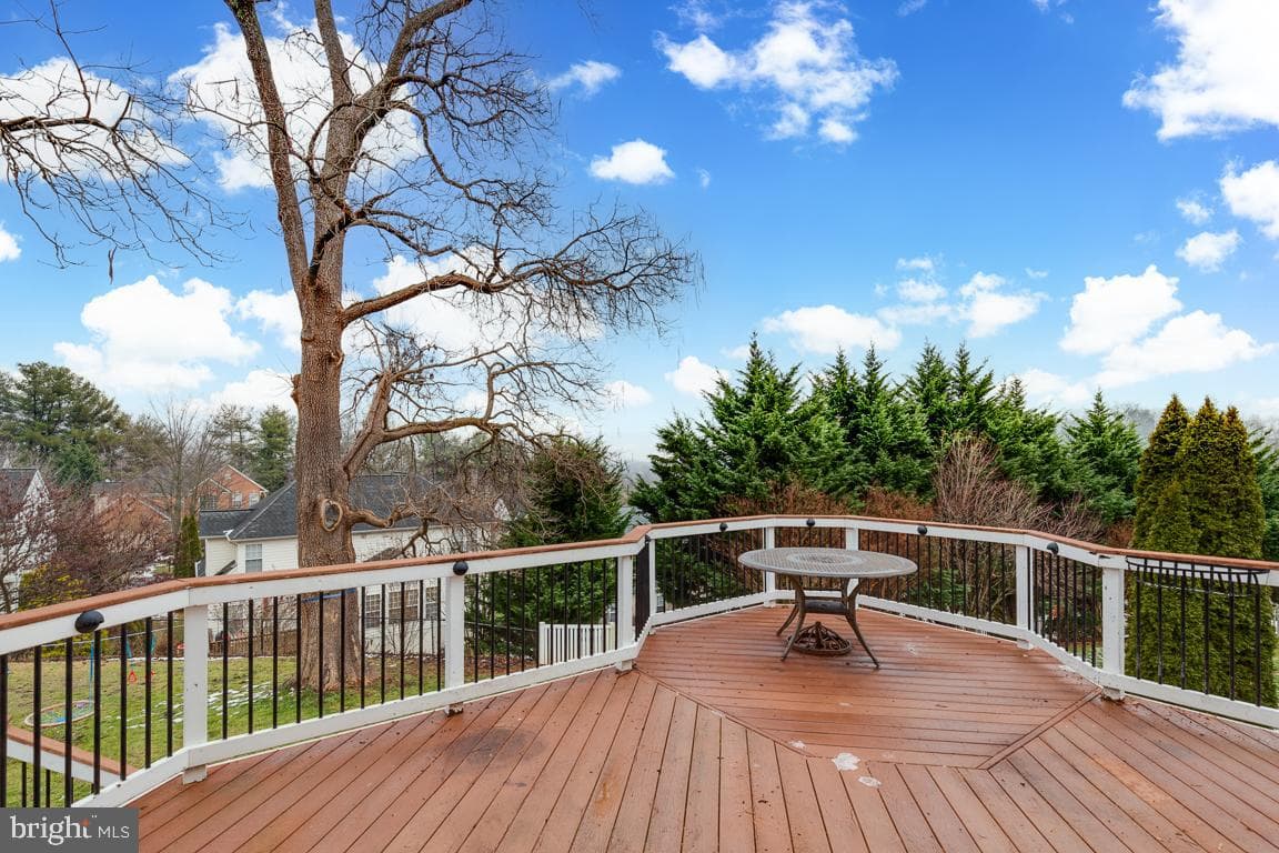 193 Pinnacle Court photo 23