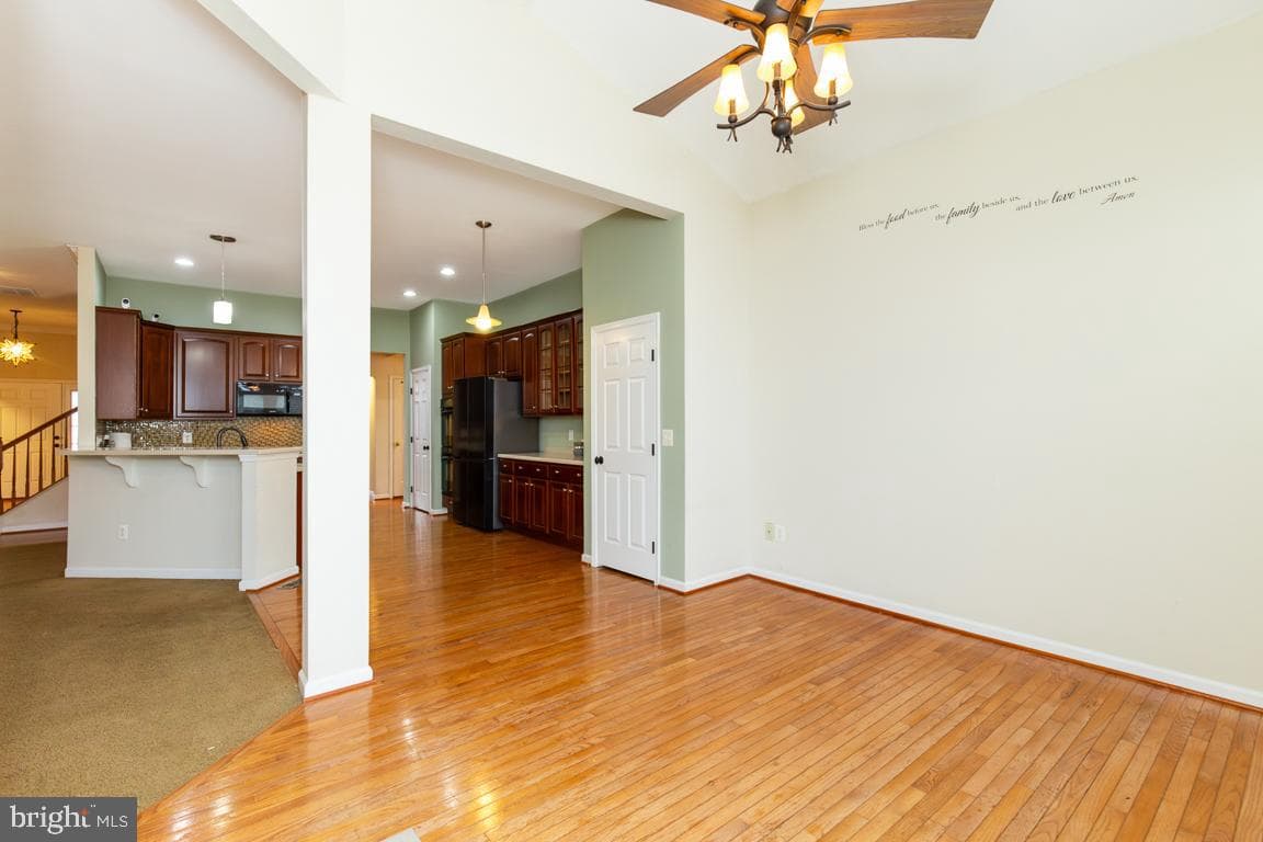 193 Pinnacle Court photo 5