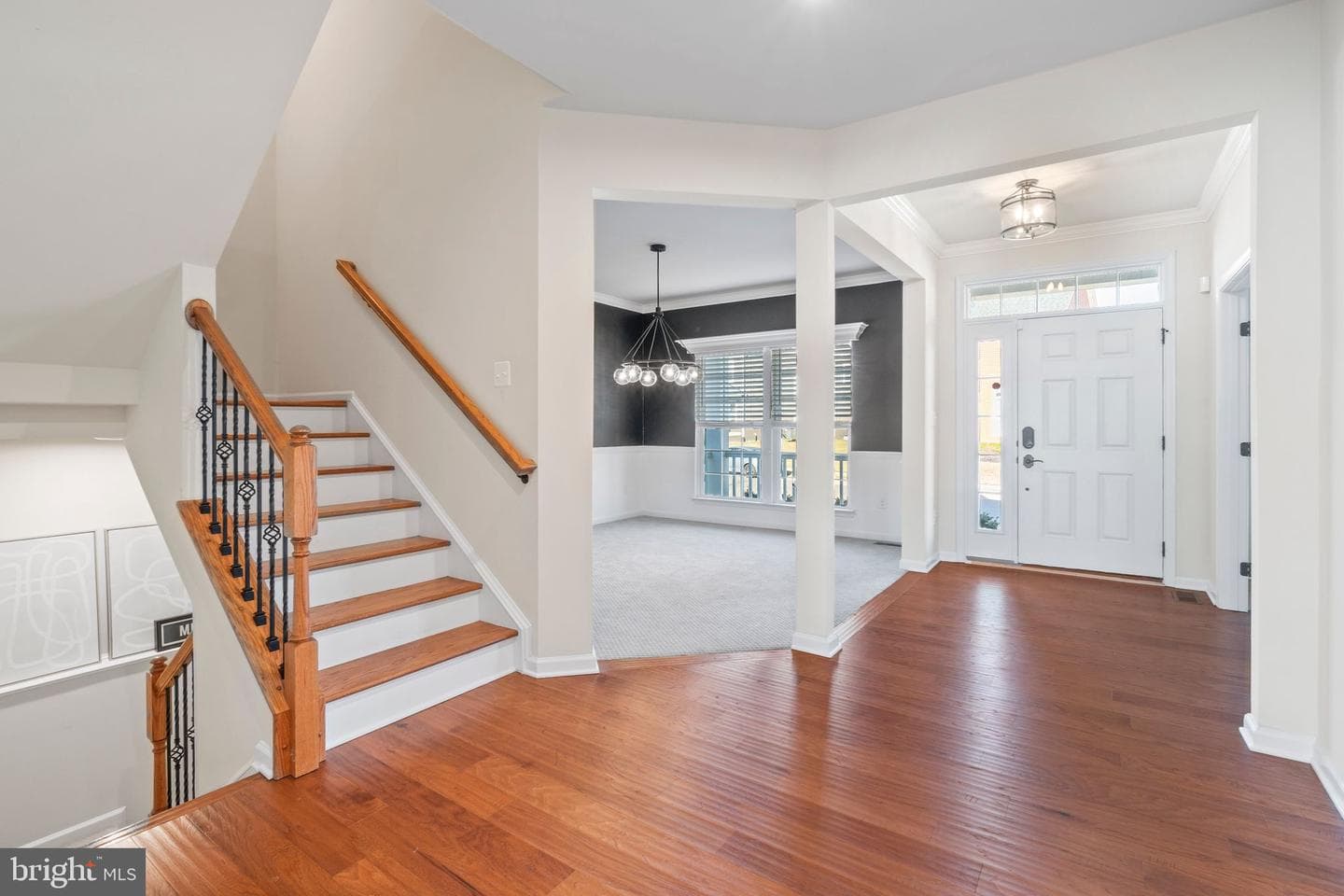 7609 Hancock Street photo 2