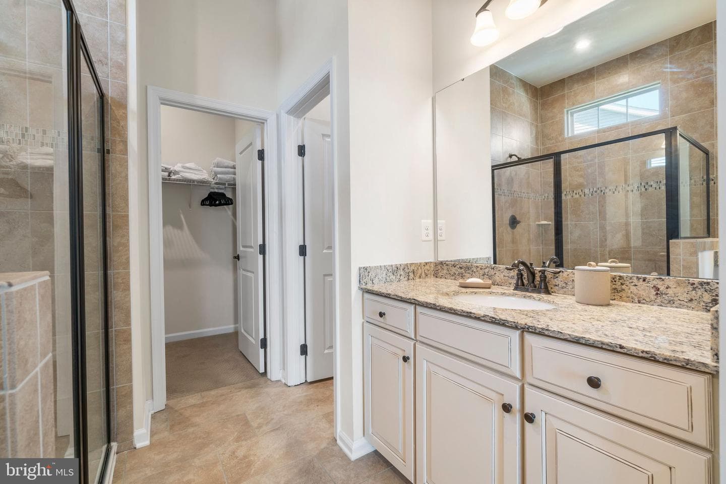 7609 Hancock Street photo 22