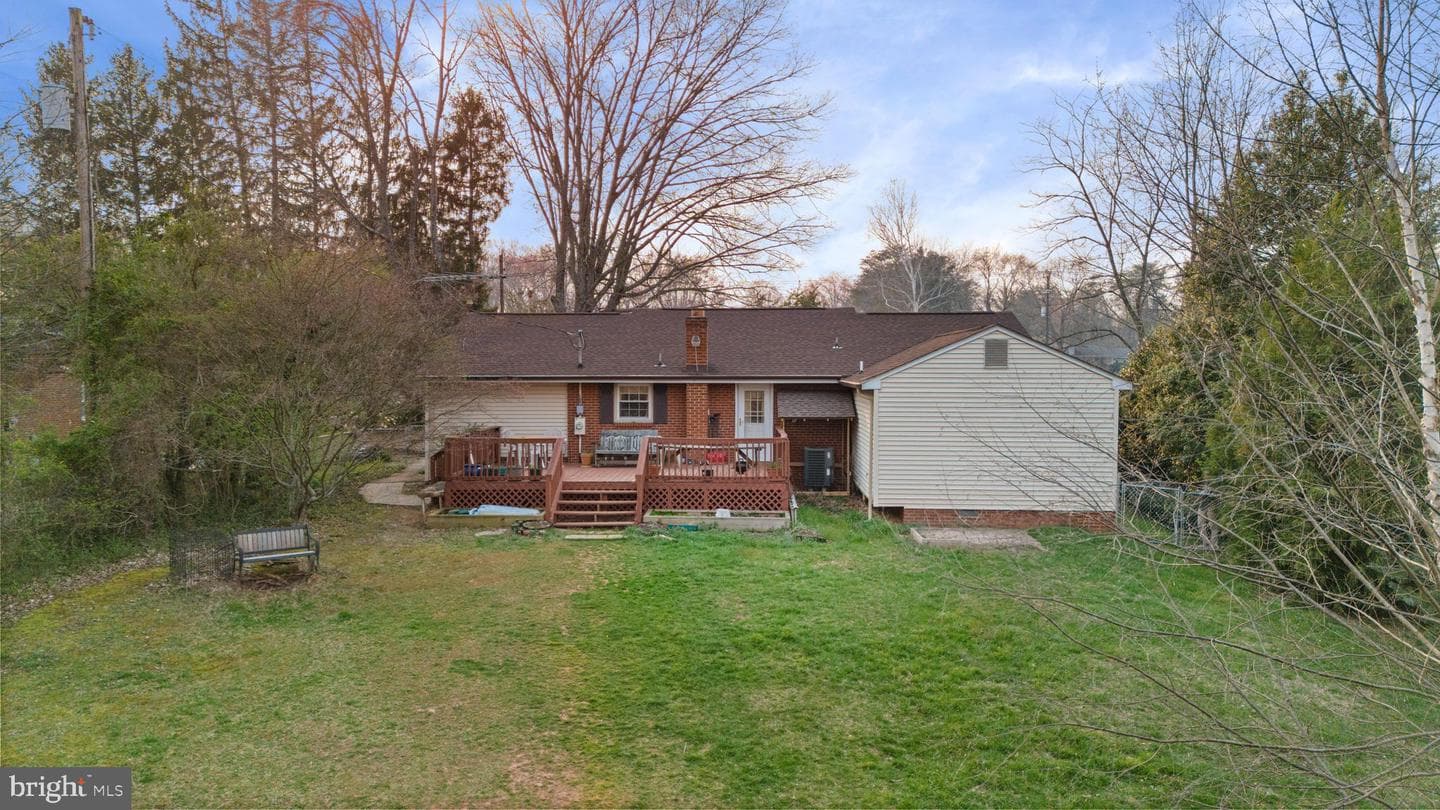 10741 James Madison Highway photo 4