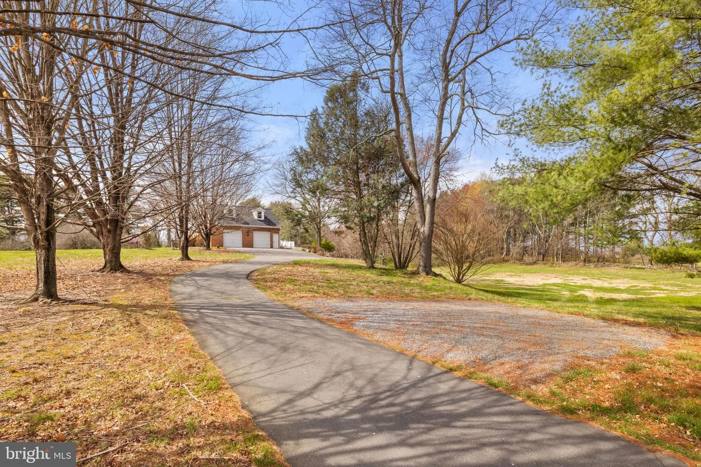 8839 Grasslands Court photo 100