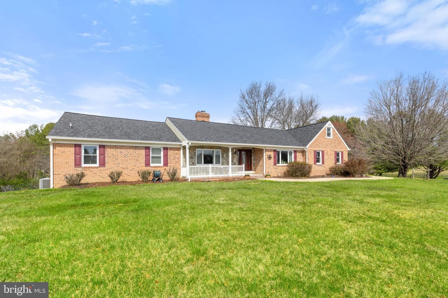 8839 Grasslands Court photo 11