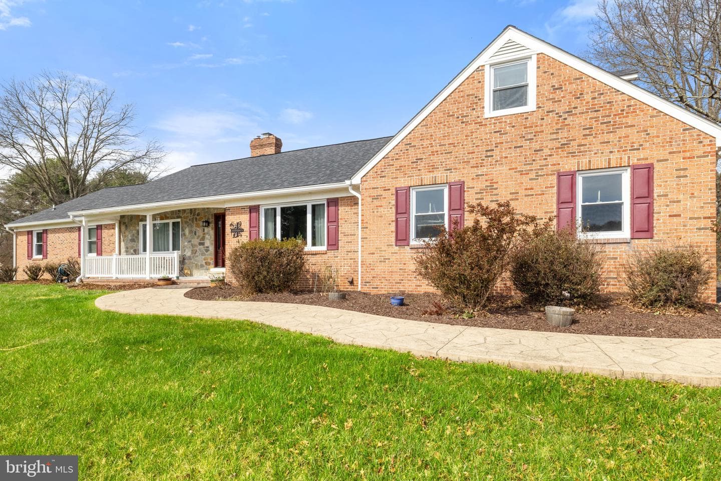 8839 Grasslands Court photo 12