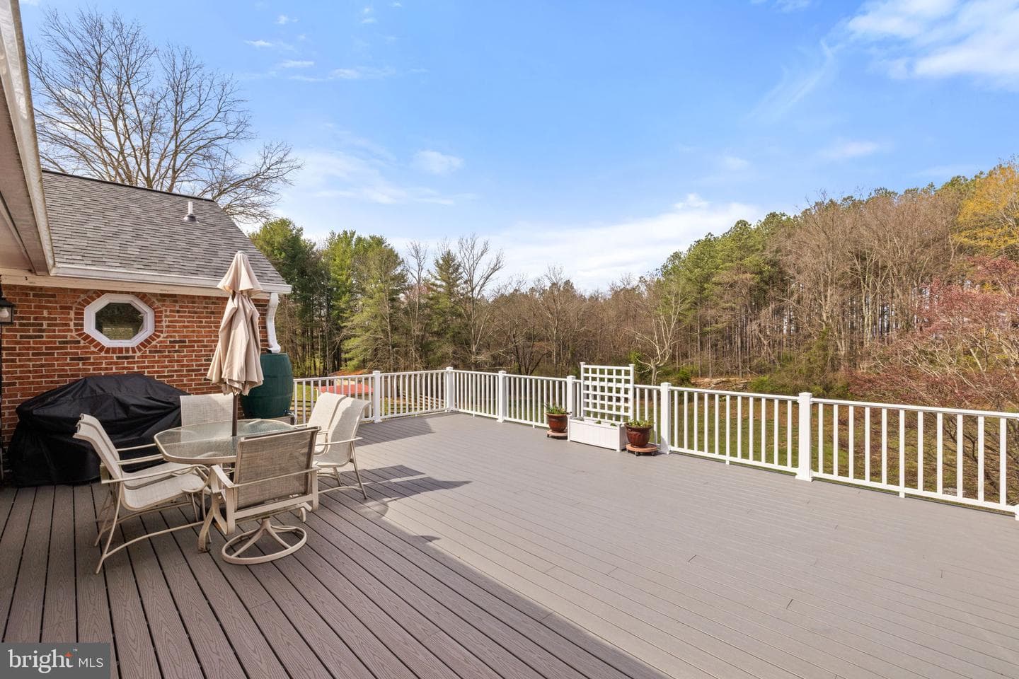8839 Grasslands Court photo 40