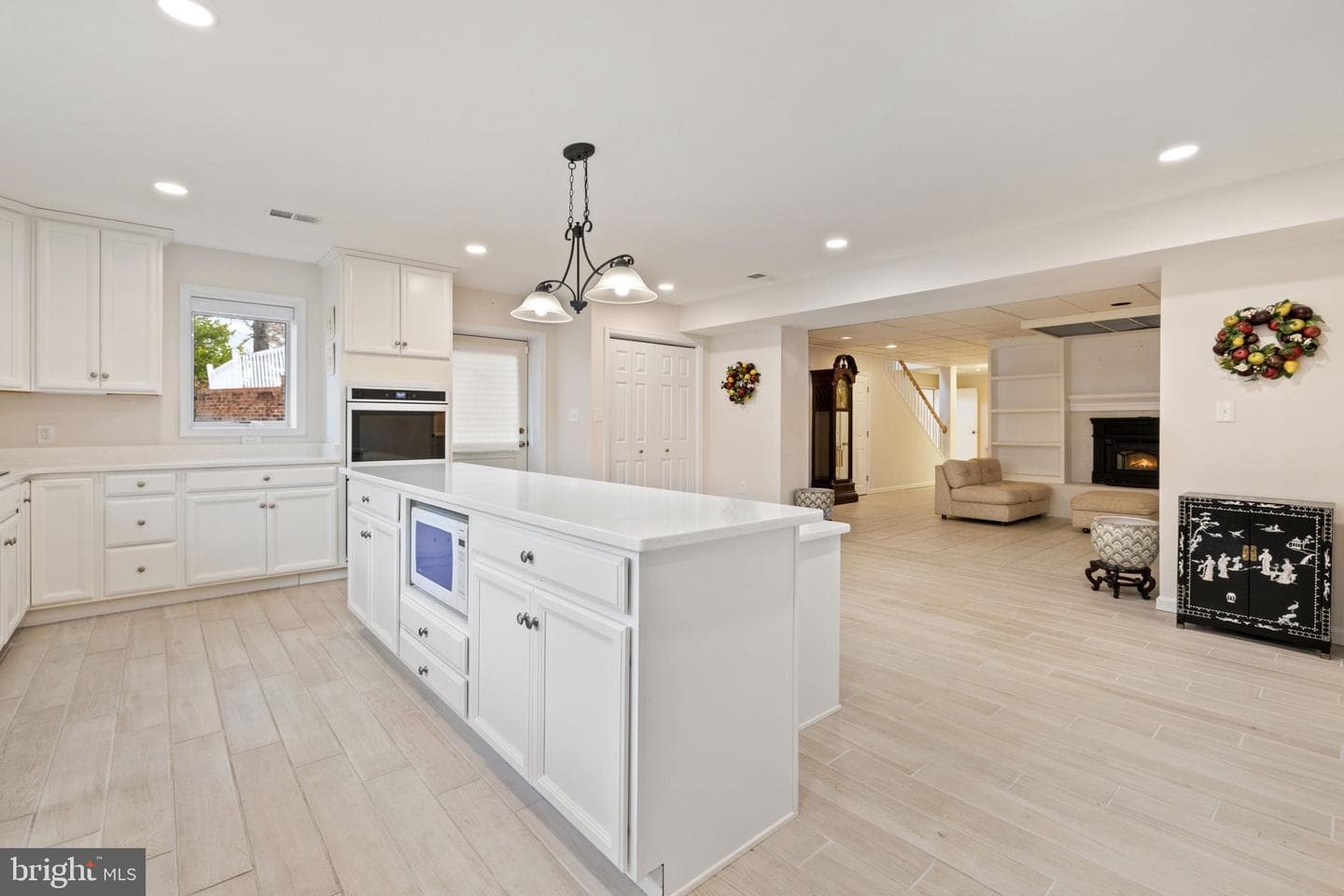 8839 Grasslands Court photo 75