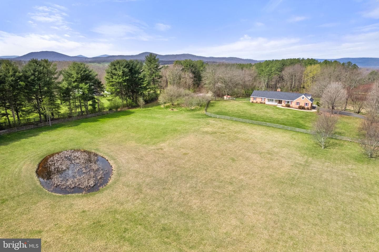 8839 Grasslands Court photo 8