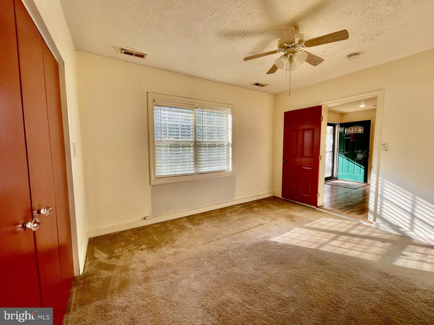 116 Moffett Avenue photo 13