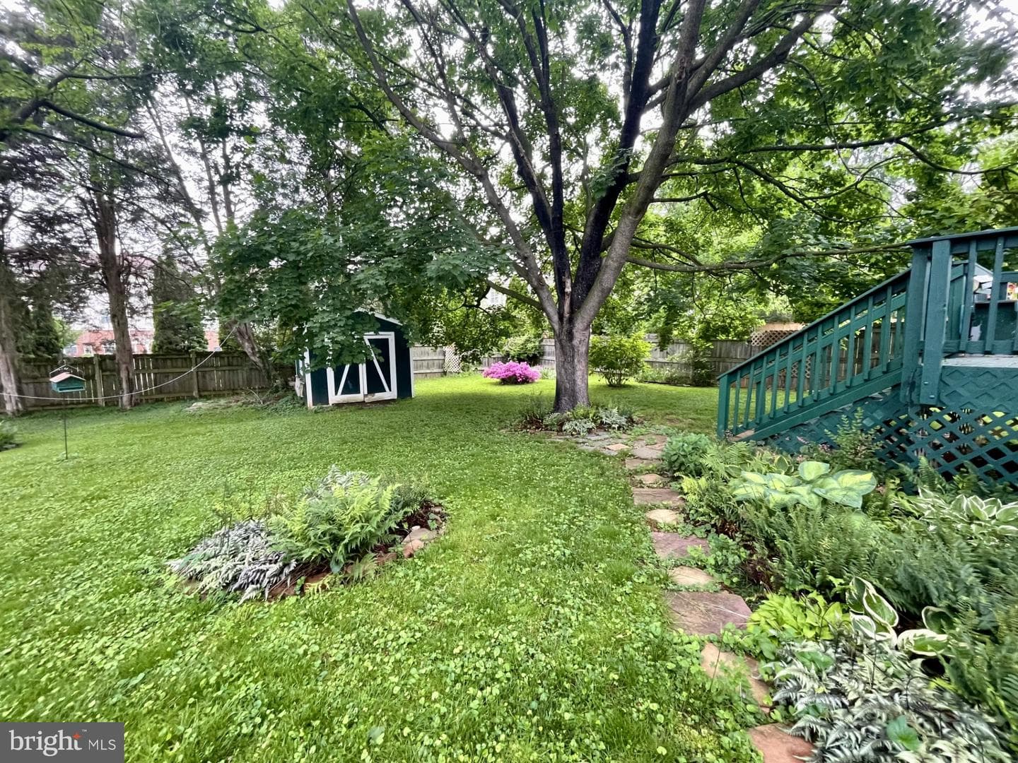 116 Moffett Avenue photo 7