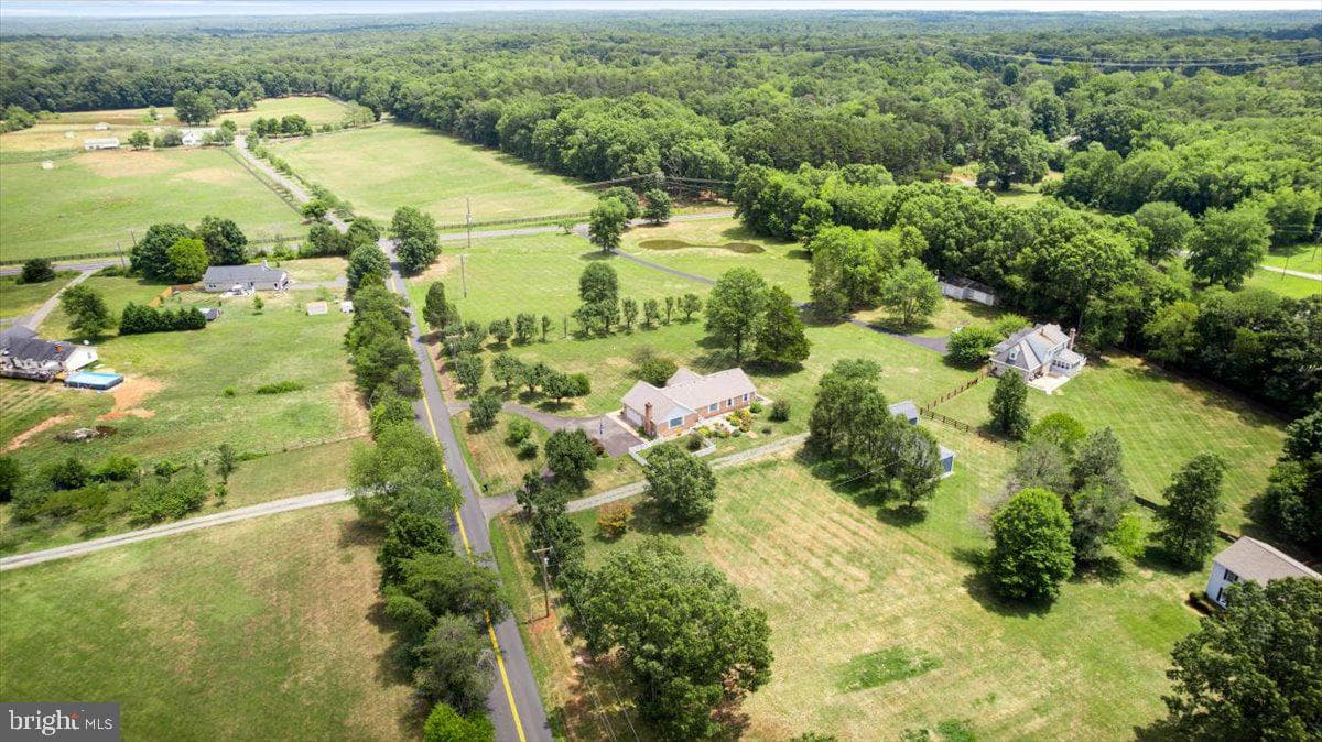 1565 Courthouse Road photo 33