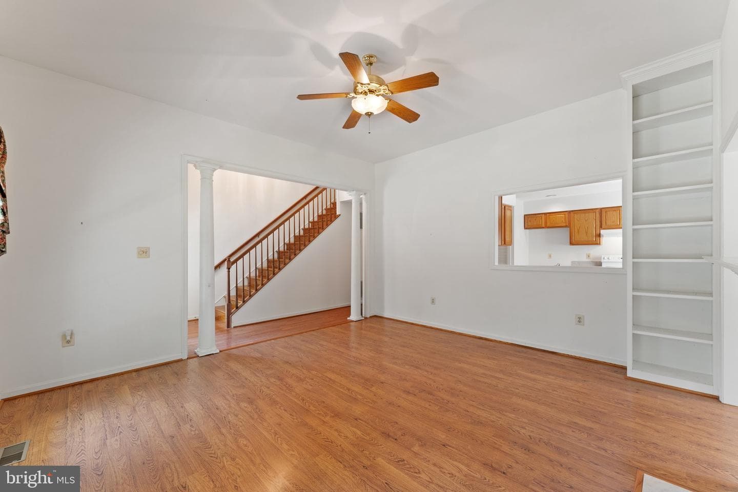 8456 Emerald Lane photo 10
