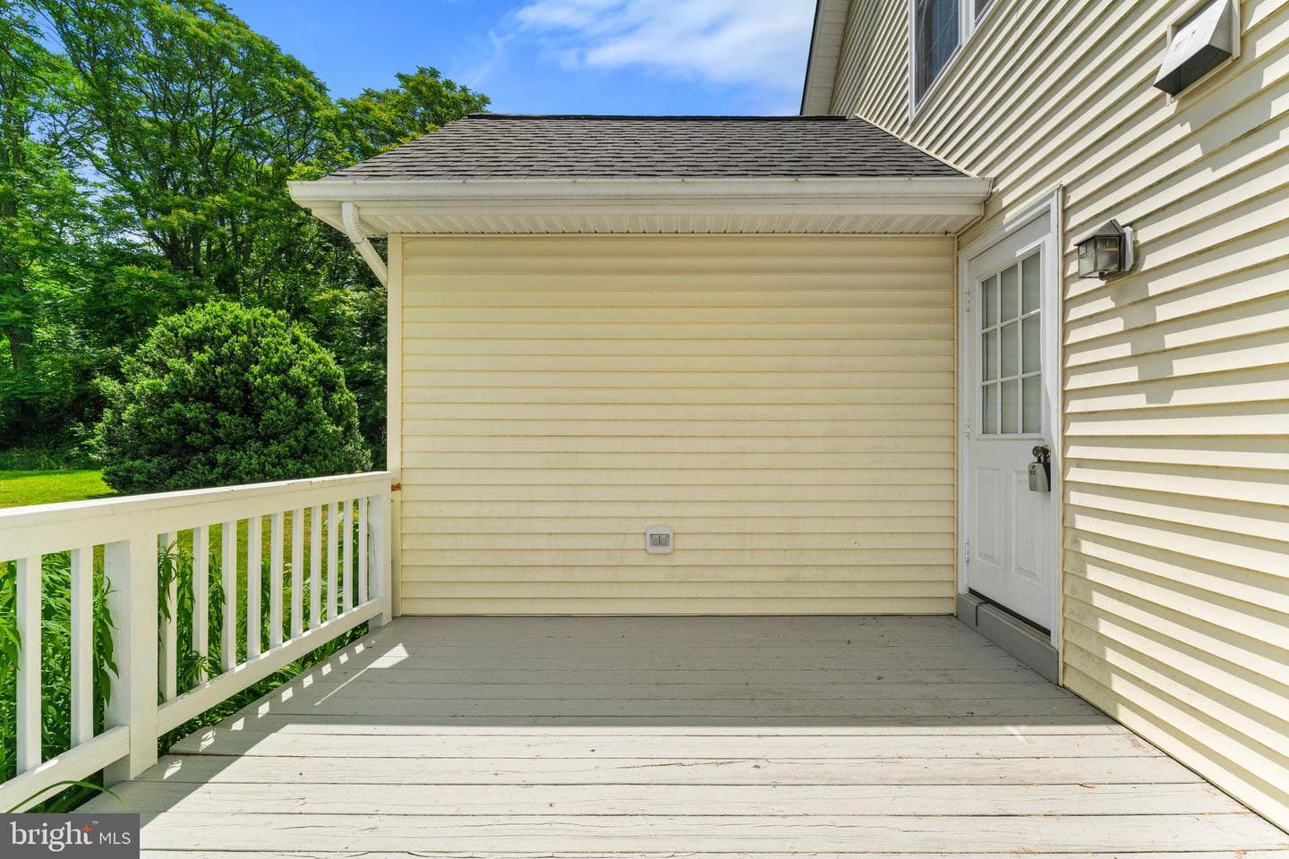 8456 Emerald Lane photo 18