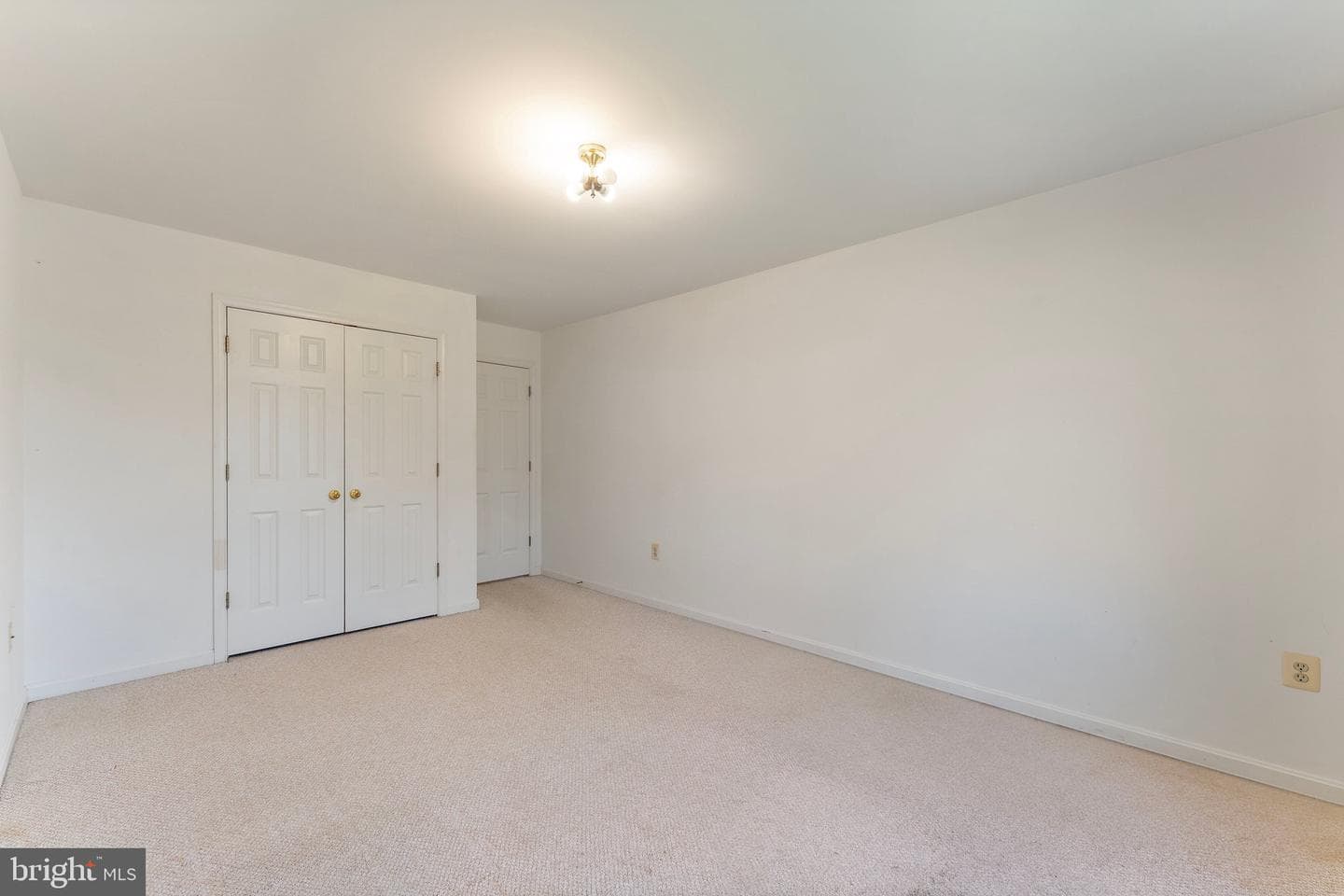 8456 Emerald Lane photo 32