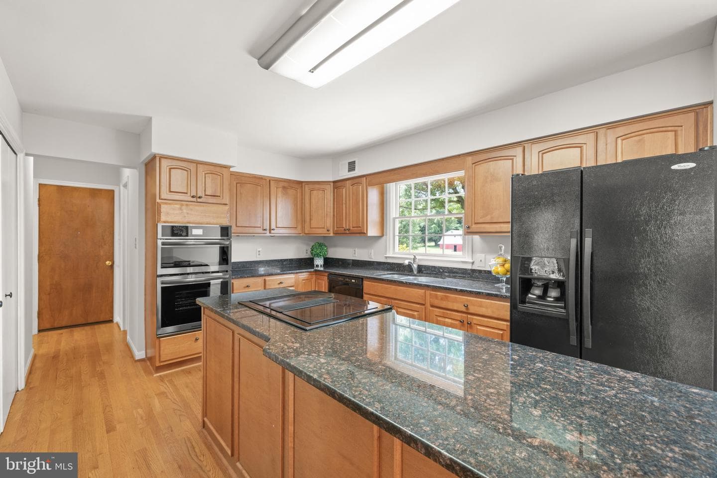5323 Colt Drive photo 12