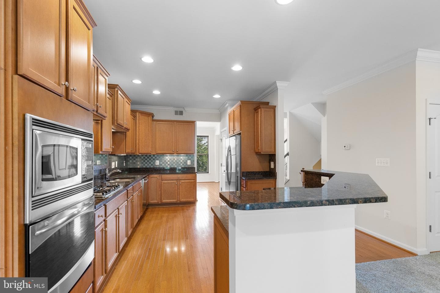 154 Cambridge Way photo 18