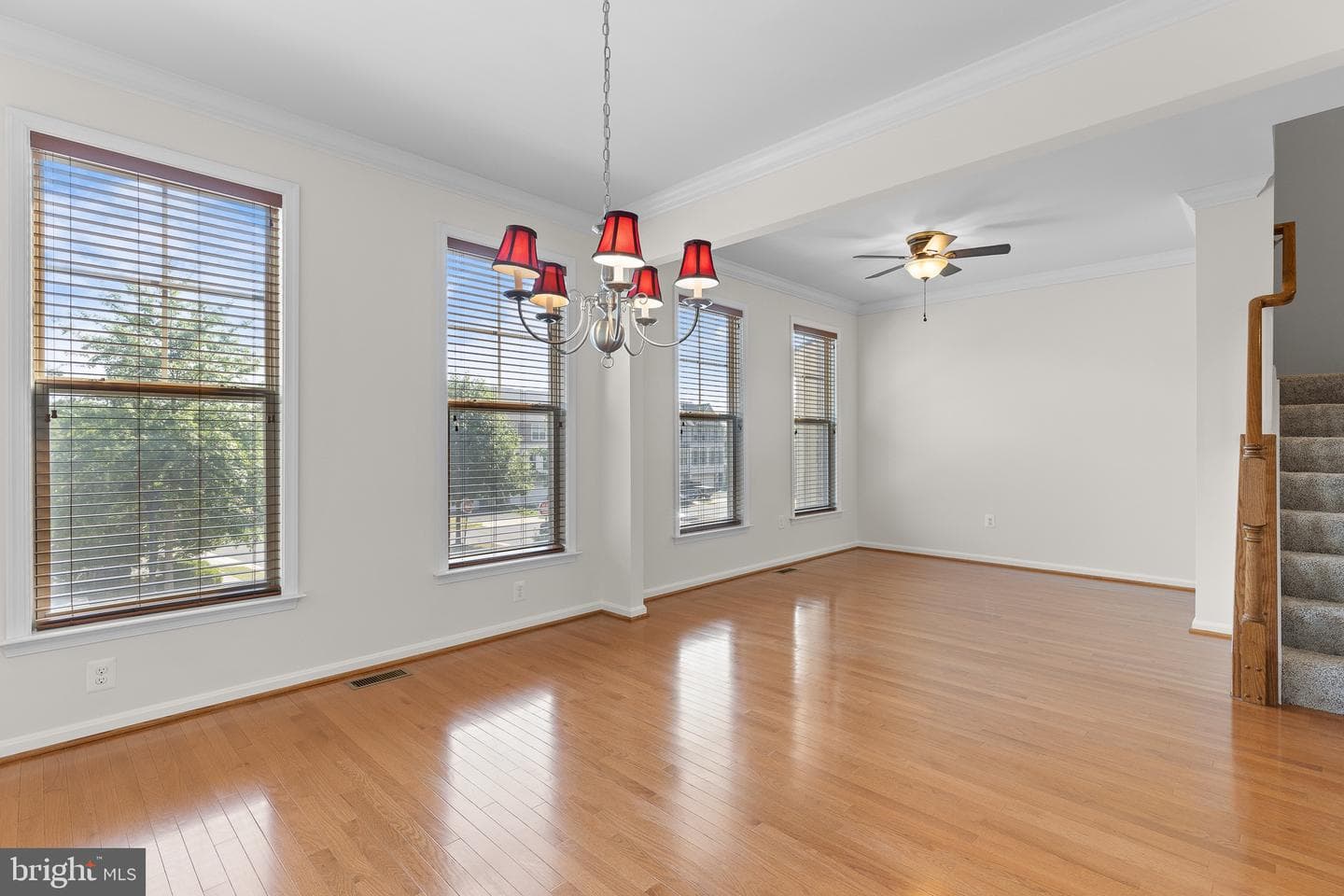 154 Cambridge Way photo 6