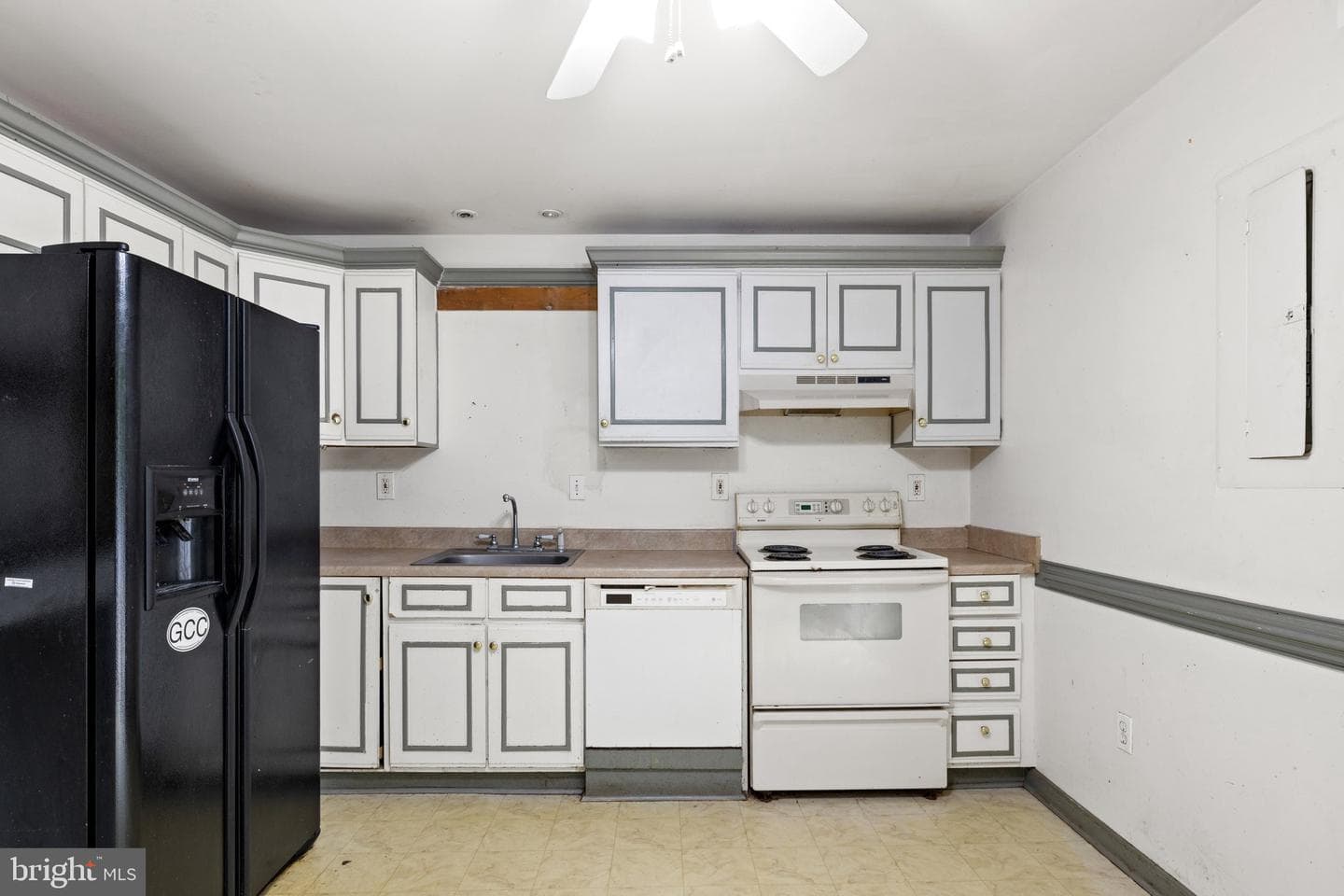 12281 Piney Lane photo 8
