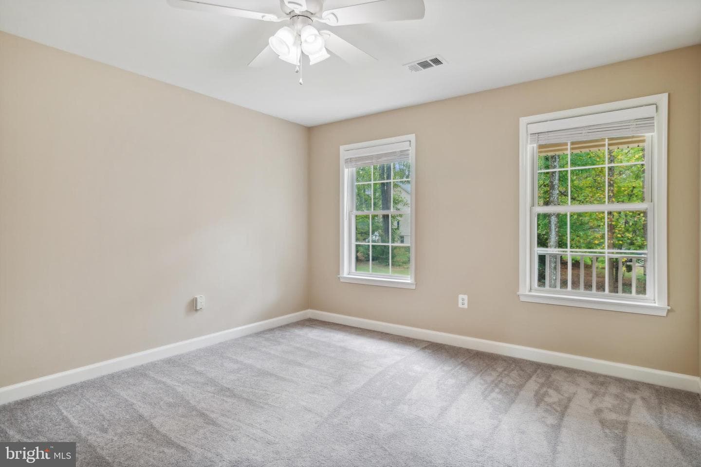 5479 Rosehaven Court photo 35