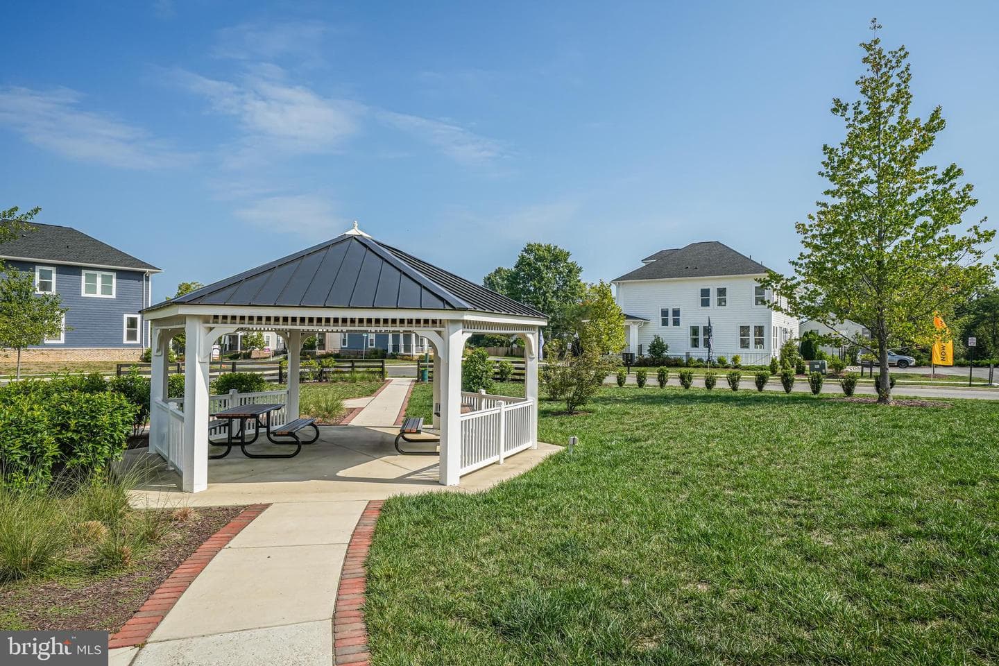4258 Frost Street photo 28