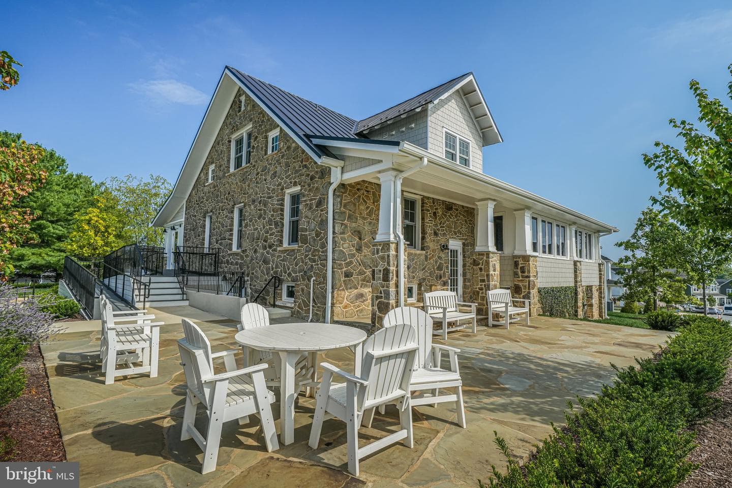 4258 Frost Street photo 29