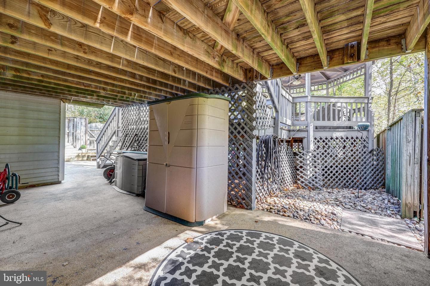 6735 Kelly Road photo 25