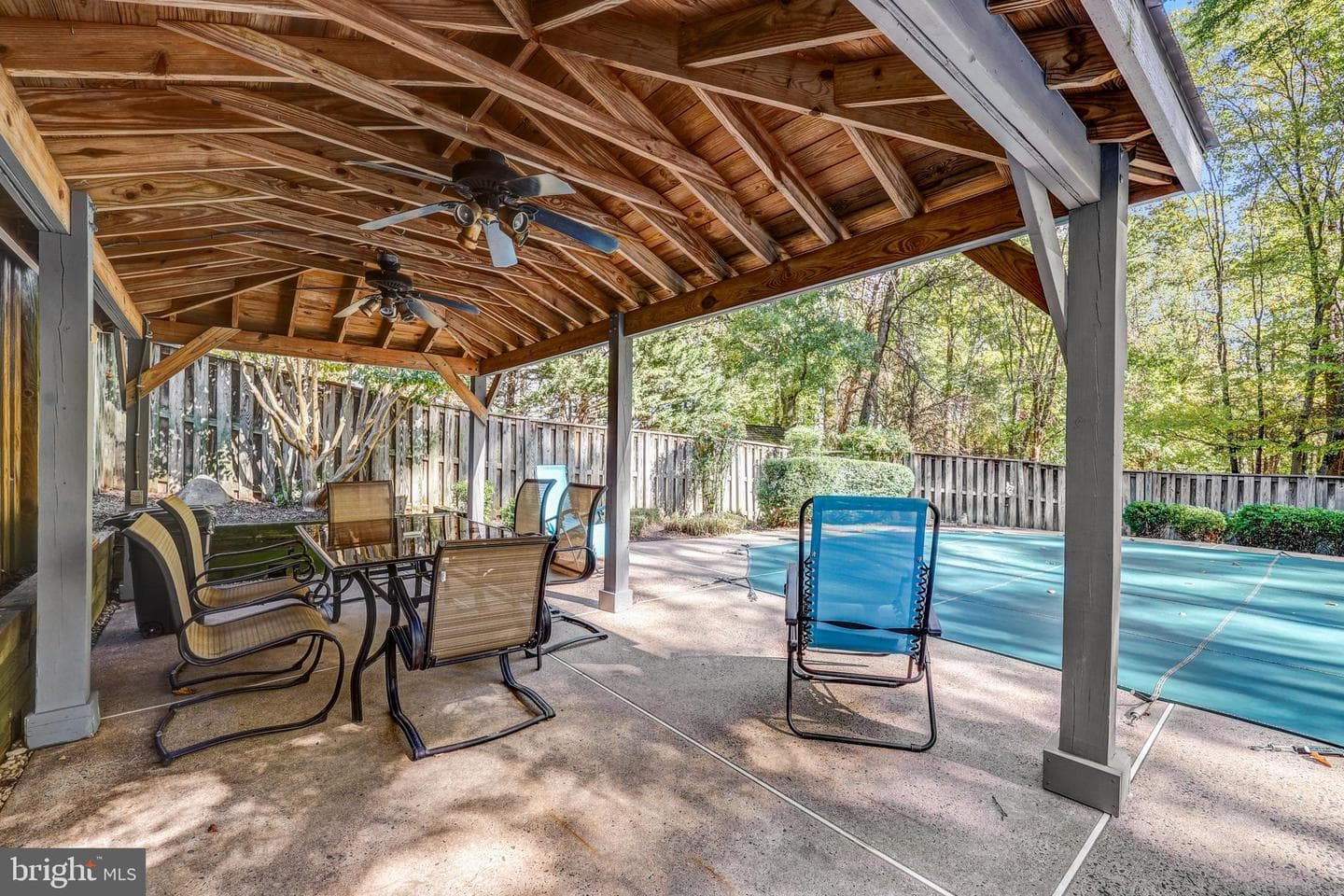 6735 Kelly Road photo 36