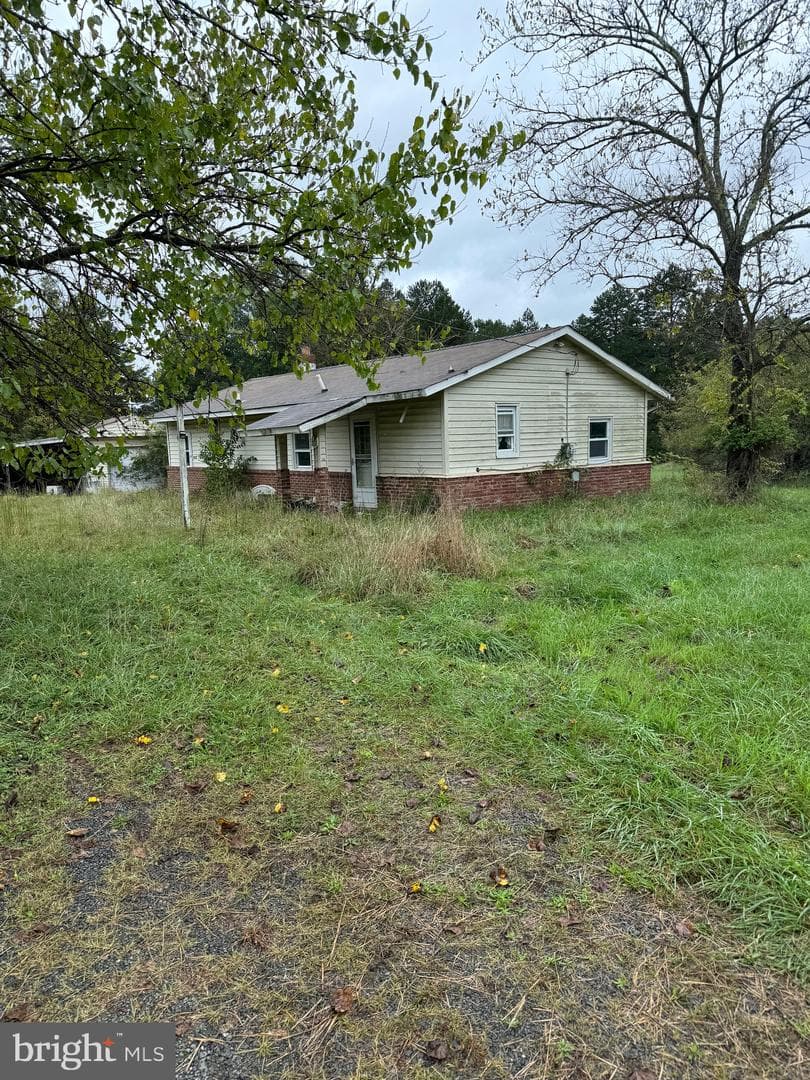 12551 Lucky Hill Road photo 2