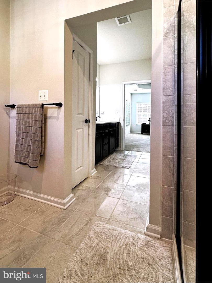 7612 Hancock Street photo 36