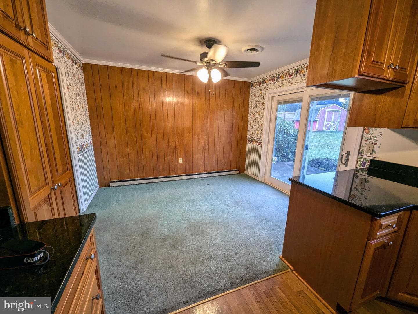 7196 Airlie Road photo 10