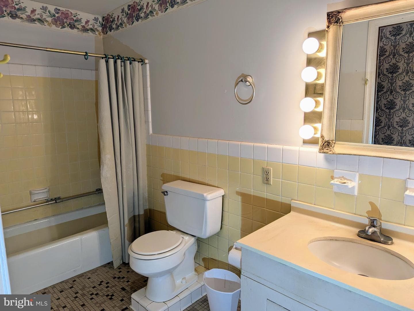 7196 Airlie Road photo 14