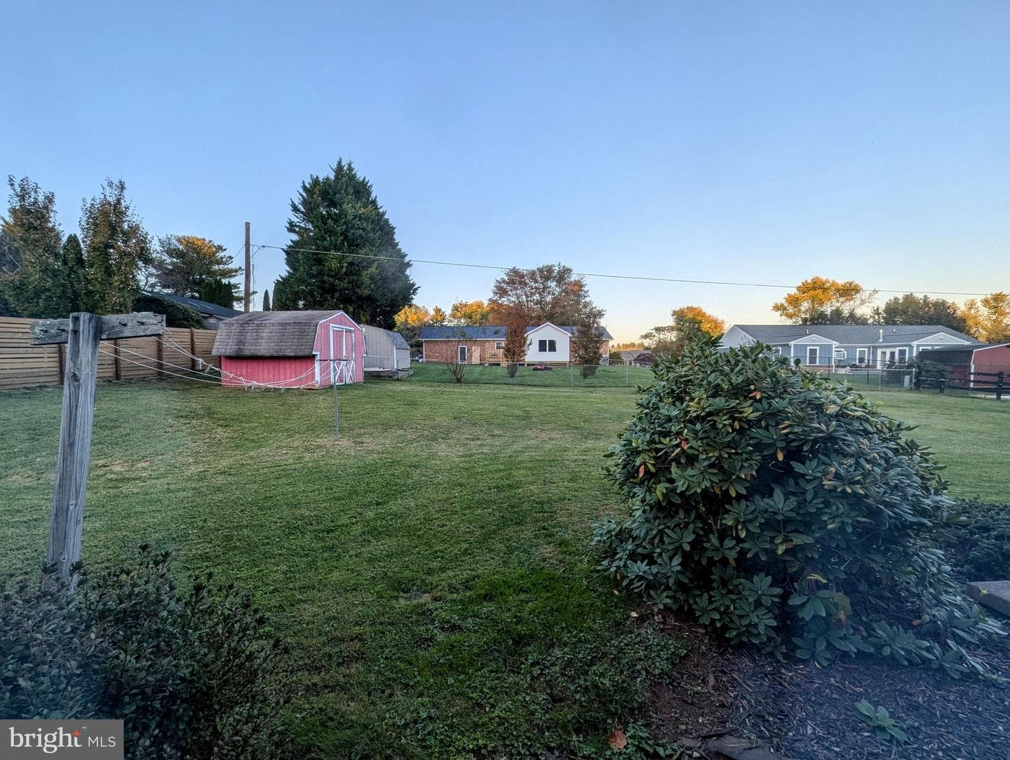 7196 Airlie Road photo 7