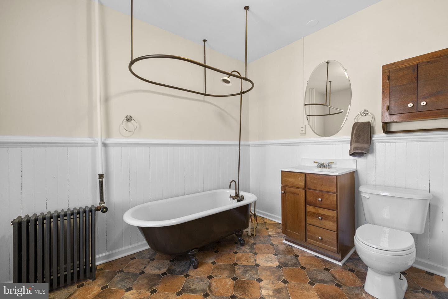 135 Main Street photo 35