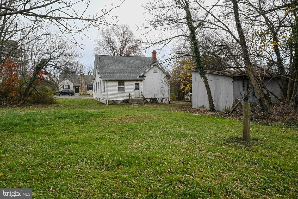 8556 Anderson Avenue photo 30