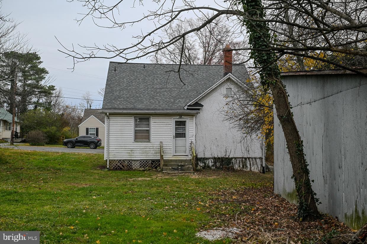 8556 Anderson Avenue photo 31