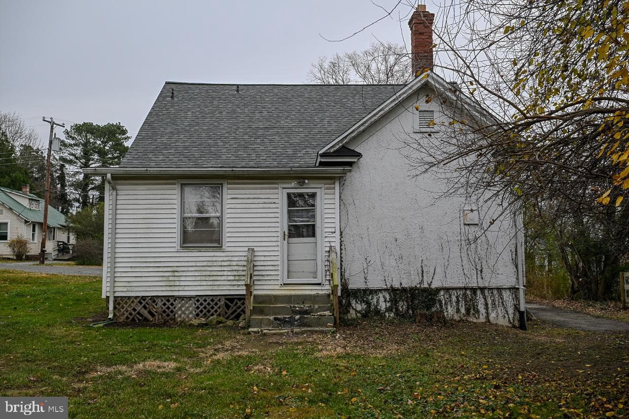 8556 Anderson Avenue photo 32