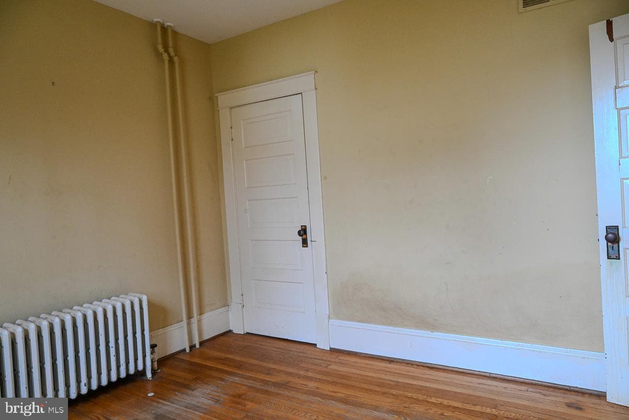 8556 Anderson Avenue photo 7