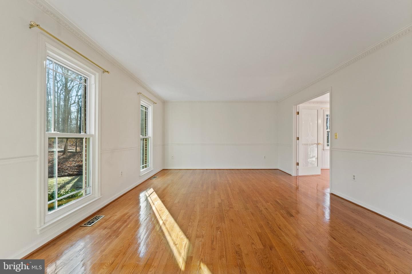 6519 Dinwiddie Court photo 5