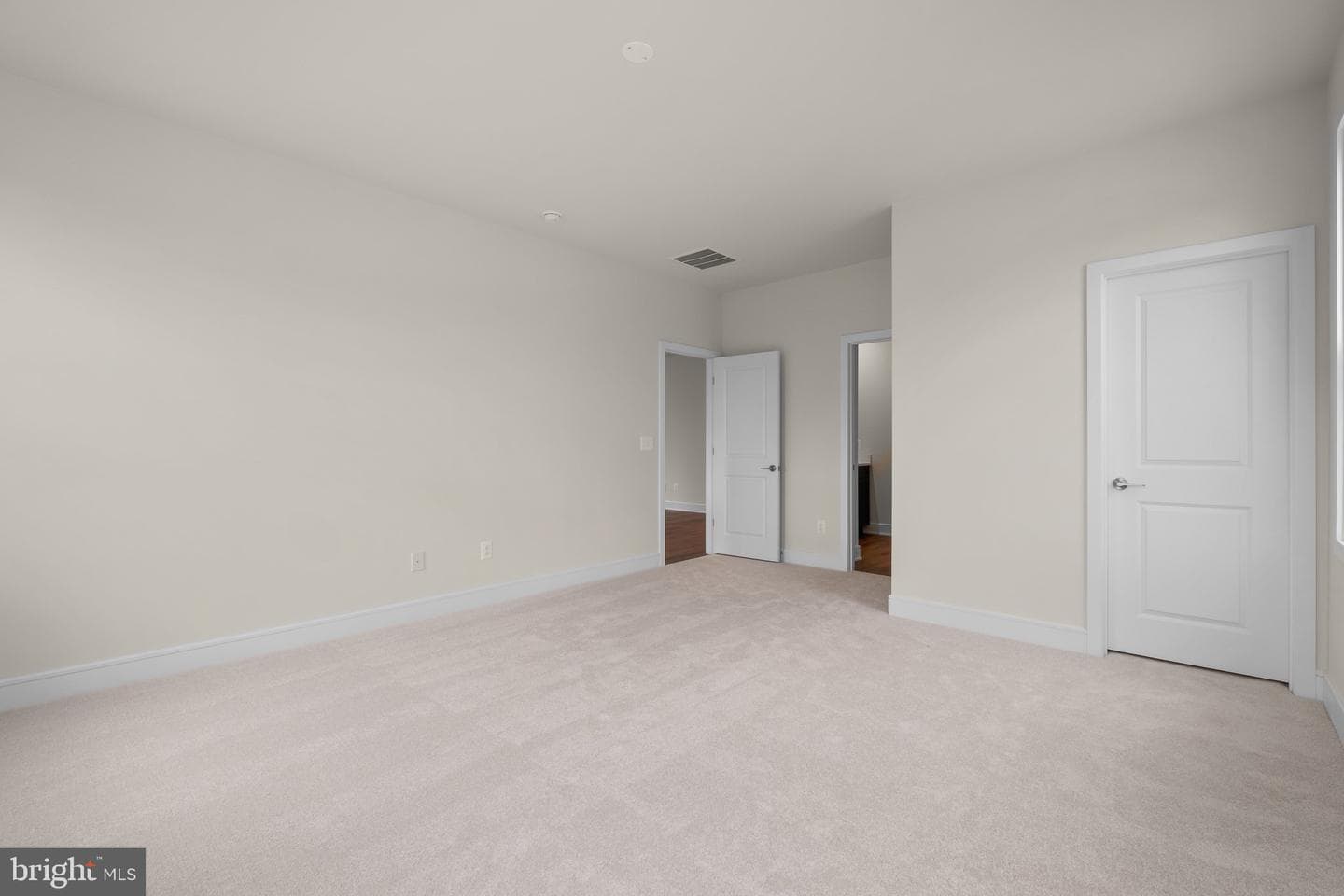 6051 Cobblestone Court photo 23