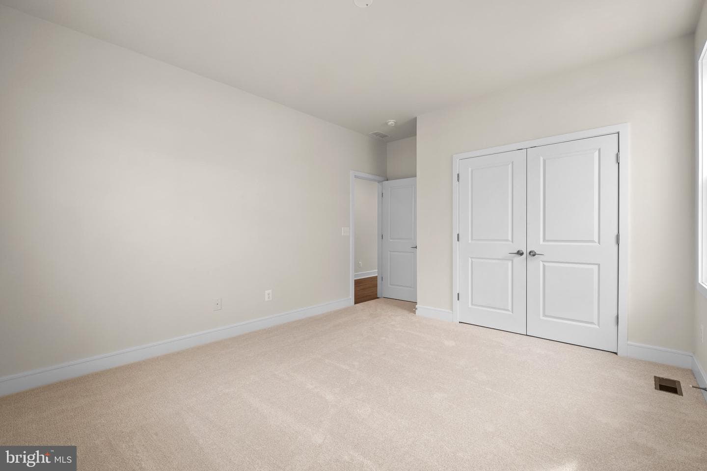 6051 Cobblestone Court photo 32